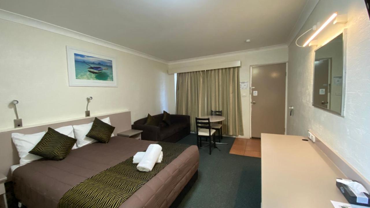Sapphire City Motor Inn Inverell Esterno foto