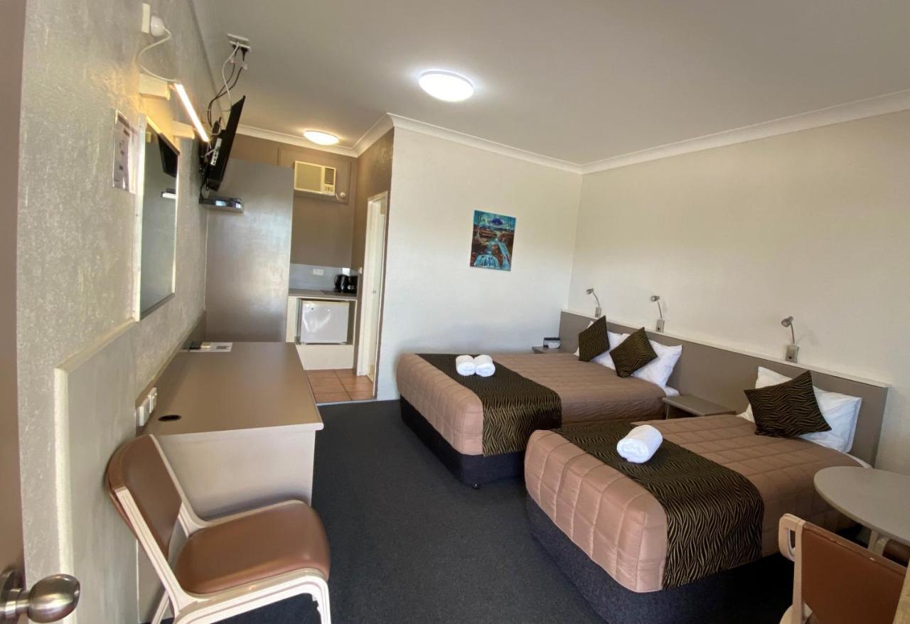 Sapphire City Motor Inn Inverell Esterno foto