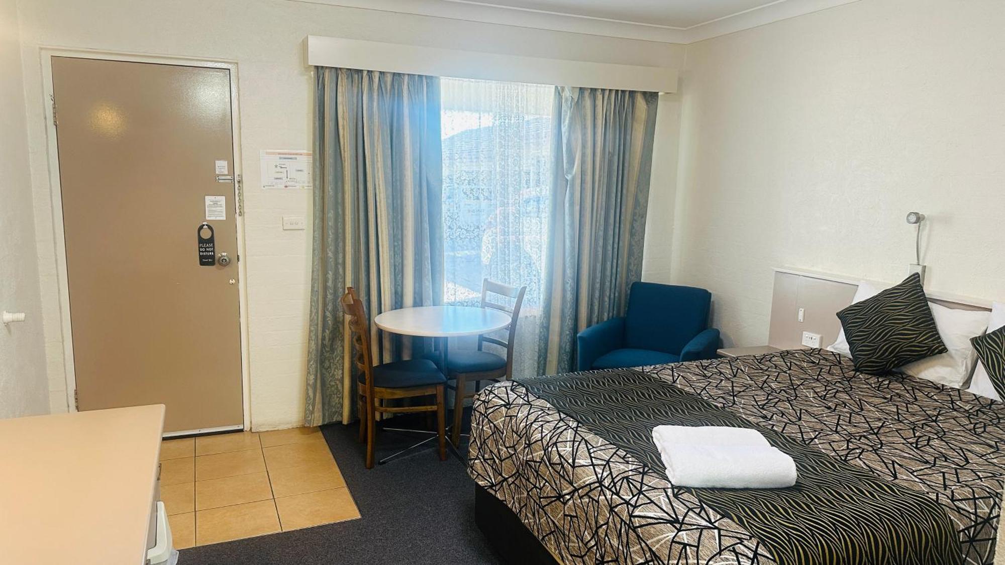 Sapphire City Motor Inn Inverell Esterno foto