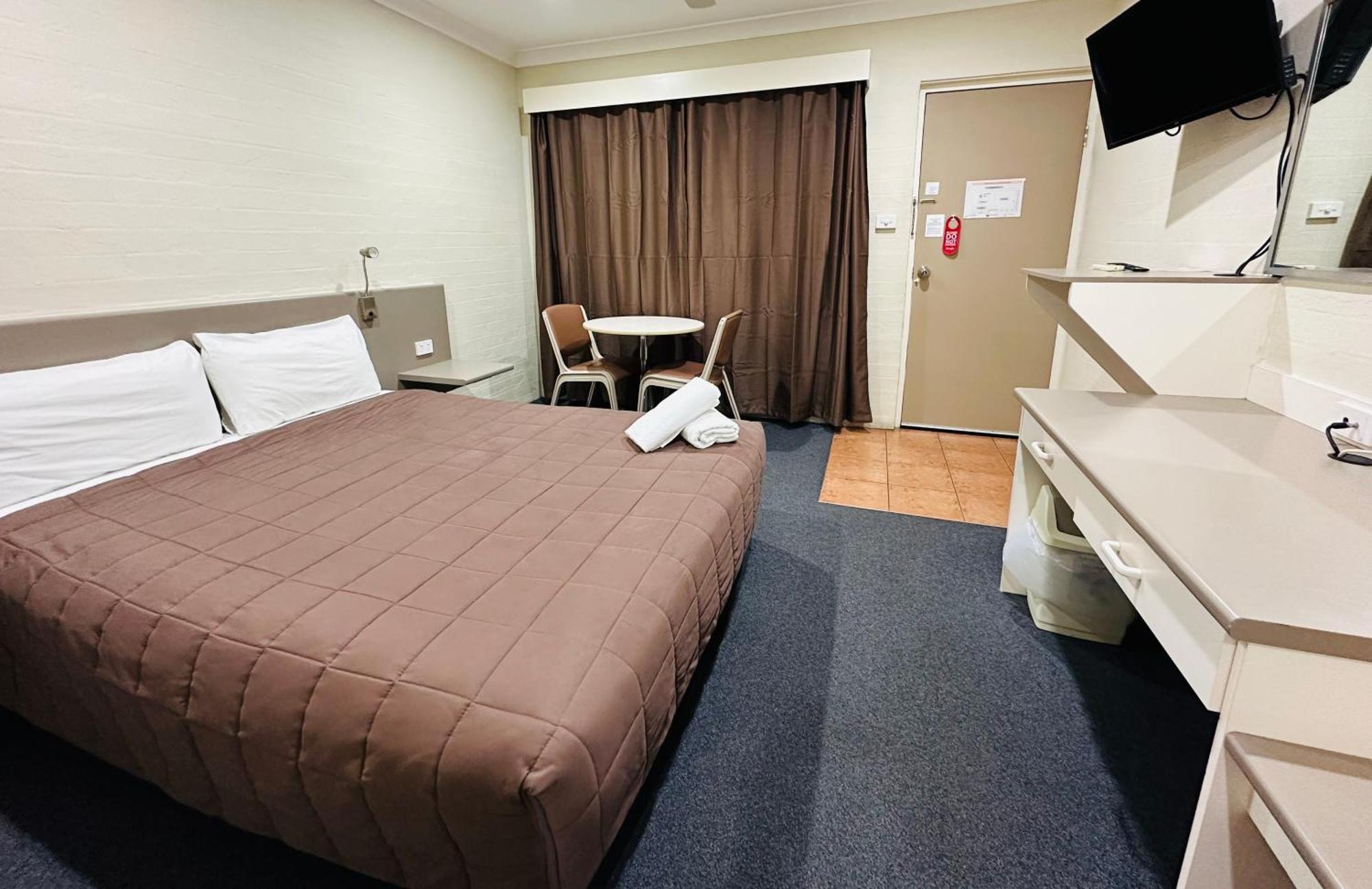 Sapphire City Motor Inn Inverell Esterno foto