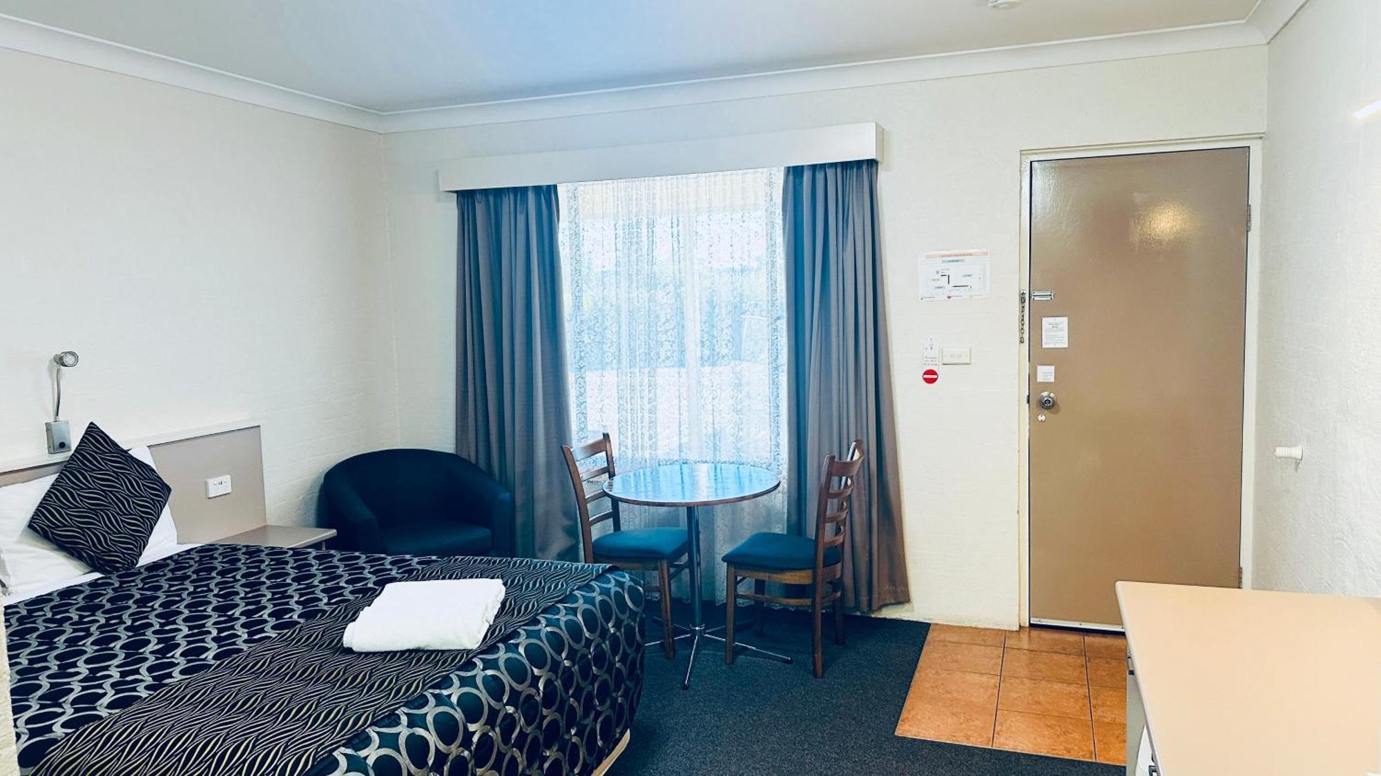 Sapphire City Motor Inn Inverell Esterno foto